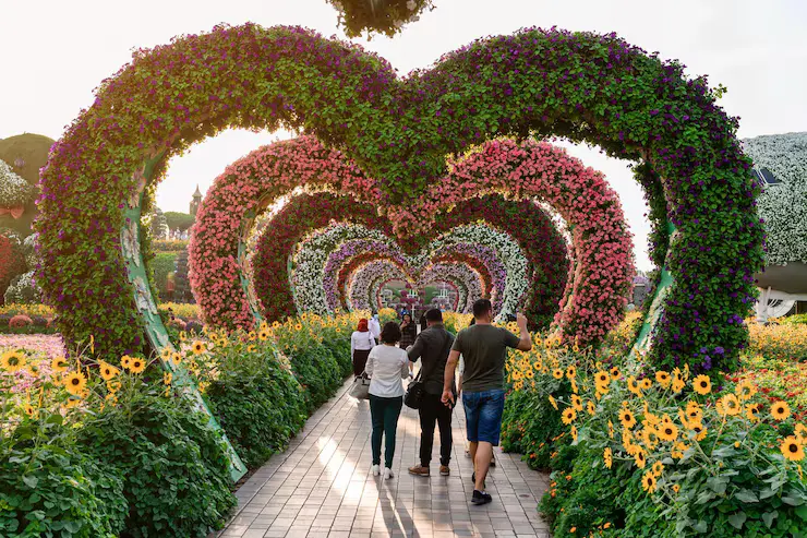 dubai-united-arab-emirates-november-09-2026-flower-heart-decoration